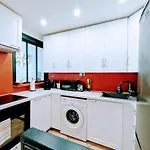 Chic And Spacious With Balcony * فونتوناي أو روز