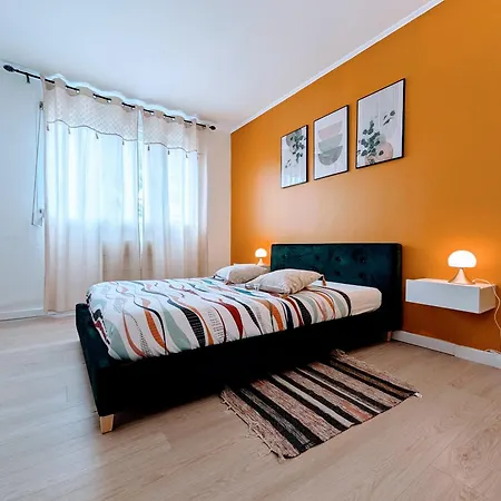 Chic And Spacious With Balcony فونتوناي أو روز