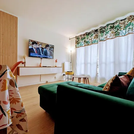 Chic And Spacious With Balcony * Fontenay-aux-Roses