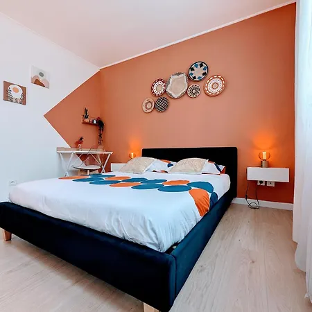 Chic And Spacious With Balcony דירה פונטנה-או-רוז